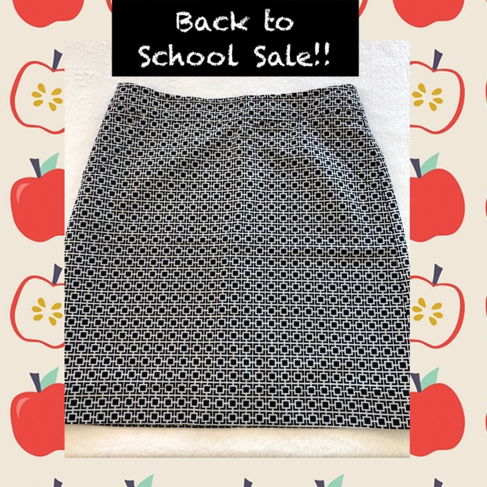 Banana Republic Geo Print skirt